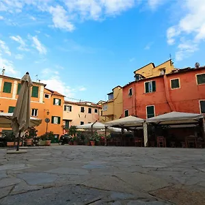 Chiara Marina Trilocale Apartment